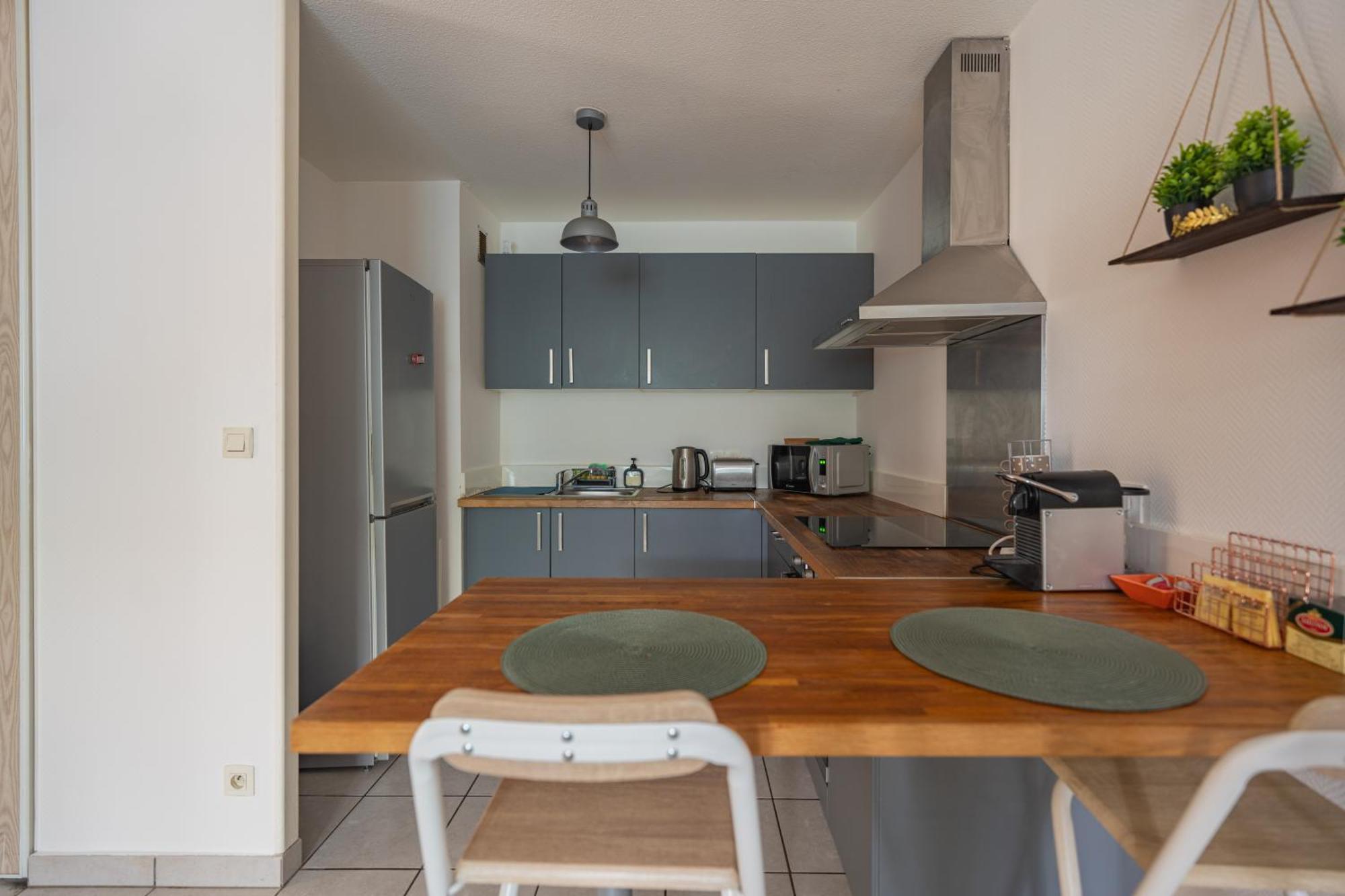 Appartement Tout Equipe A 3 Min Gare Annemasse - Ideal Famille Ou Pro - Parking Inclus Ville-la-Grand Buitenkant foto